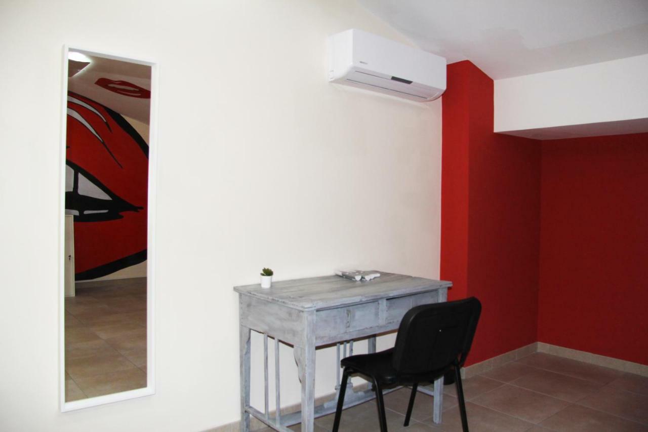 Urban Pop 2 Bnb Bed & Breakfast Catania Ngoại thất bức ảnh